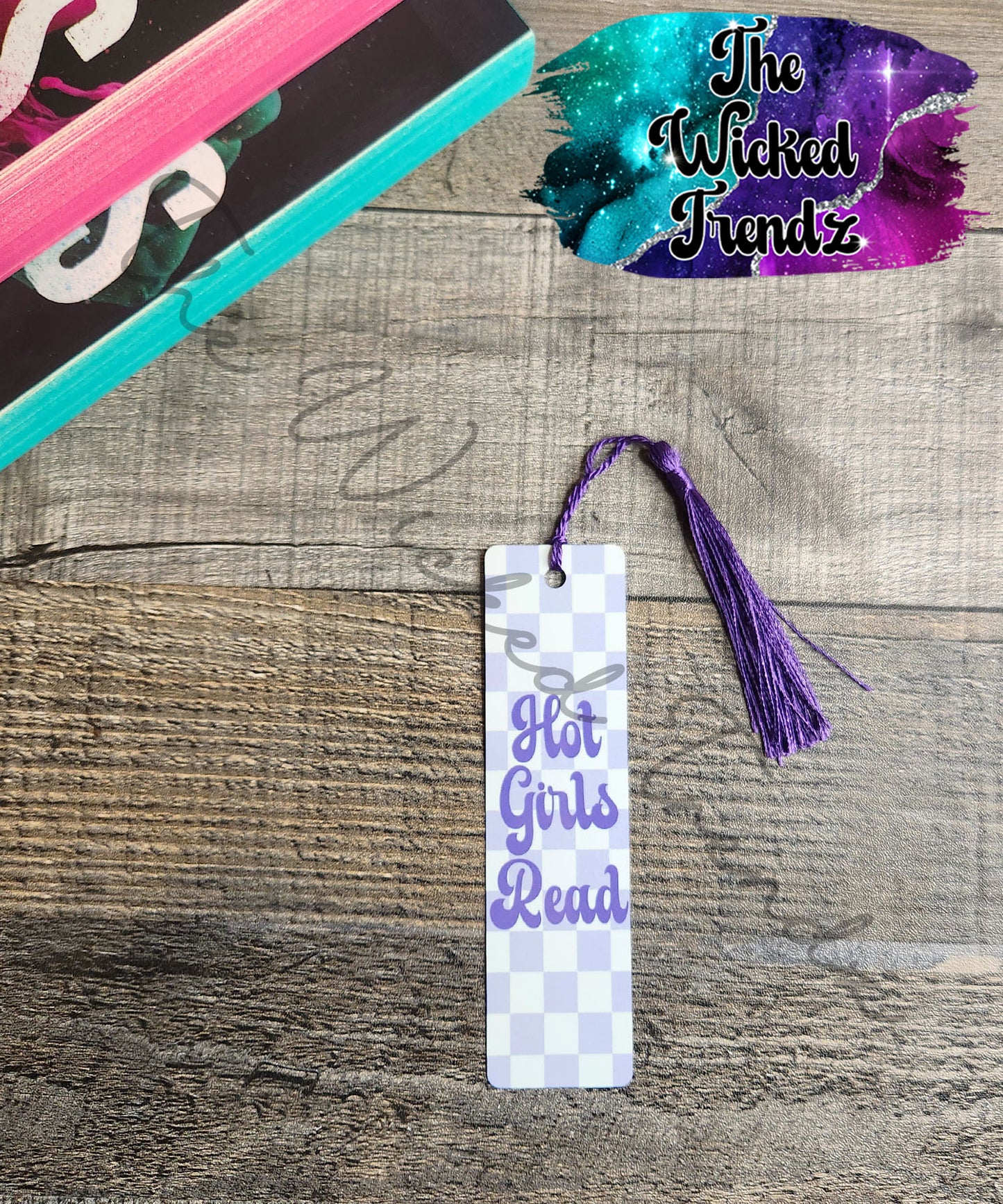 Hot Girls Read Checkered Print Retro Metal Bookmark Library Reading Book Club Gift