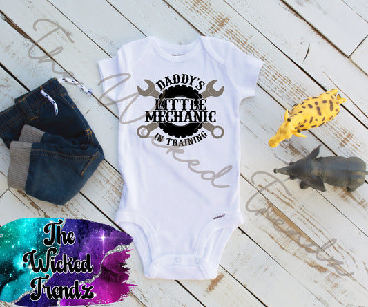 Baby Onesie© Daddy's Little Mechanic In Training Dad Mechanic Cars